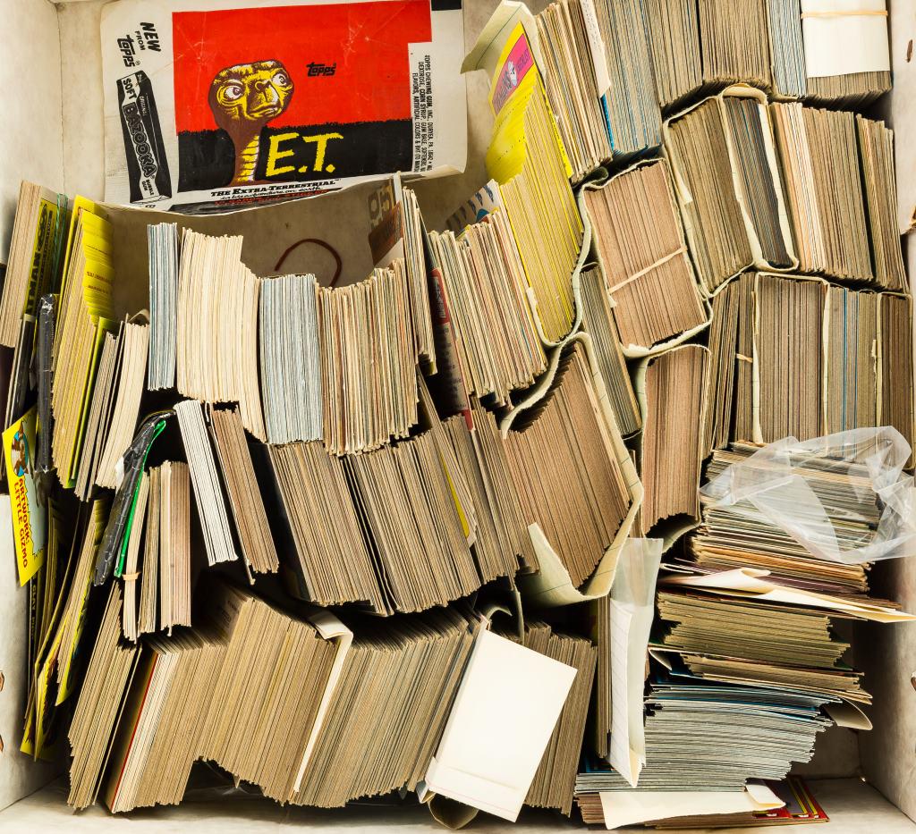 Non Sports Cards c1970/80: Collector Cards for TV Shows include a variety of titles Mork and Mindy, Tron, Garbage Pail Kids, Gremlins, ET, Indiana Jones, Battlestar Galactica, Superman, KISS, Moonraker, A Team, and More. Large