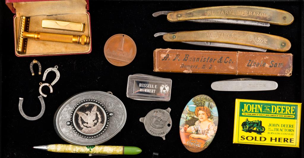 Antique & Vintage Razors, Knives & Tokens: 2 Military Razor with horn handles, Uncle Sam leather razor box (empty), Gillette travel razor with box, 3 horseshoe good luck charms/pendants (1 with possible gold fill nails), P.M. Pennsylvania toke