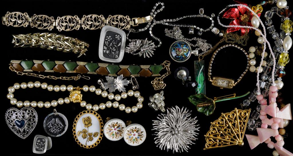 "Laguna", "Coro" and Vintage Estate Jewelry: "Laguna" signed pearl and yellow hue necklace, "Coro" floral large silver tone brooch with matching earrings, "Sandor" green floral brooch, clip earrings, rhinestone necklace and more.