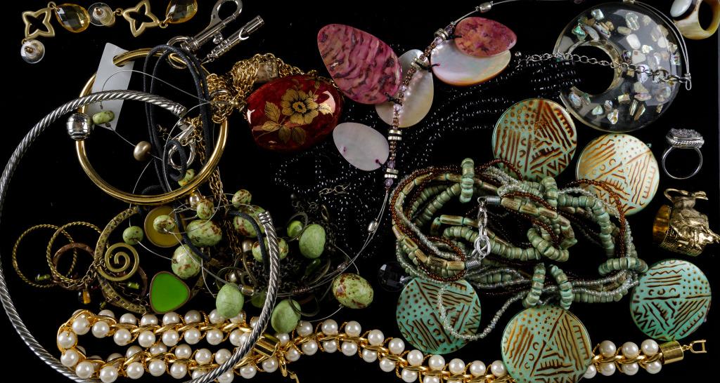 Vintage Estate Jewelry Collection: Sampling to include modernist style, pearl style and celluloid shell bead and other necklaces, industrial style key chain, bull ring.