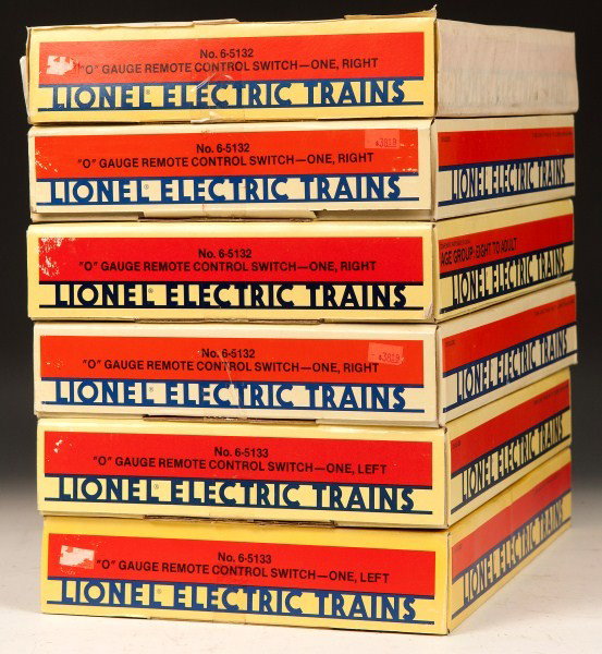 Lionel "O" Gauge Remote Switches: 4 Lionel 5132 Right Hand Control Switches with 2 5133 Left Hand Control Switches; all with box