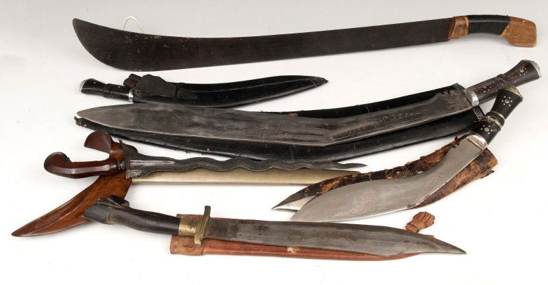 Grouping of Knives and Machetes: Grouping of 6 knives and machetes from the Philippines, India and Columbia