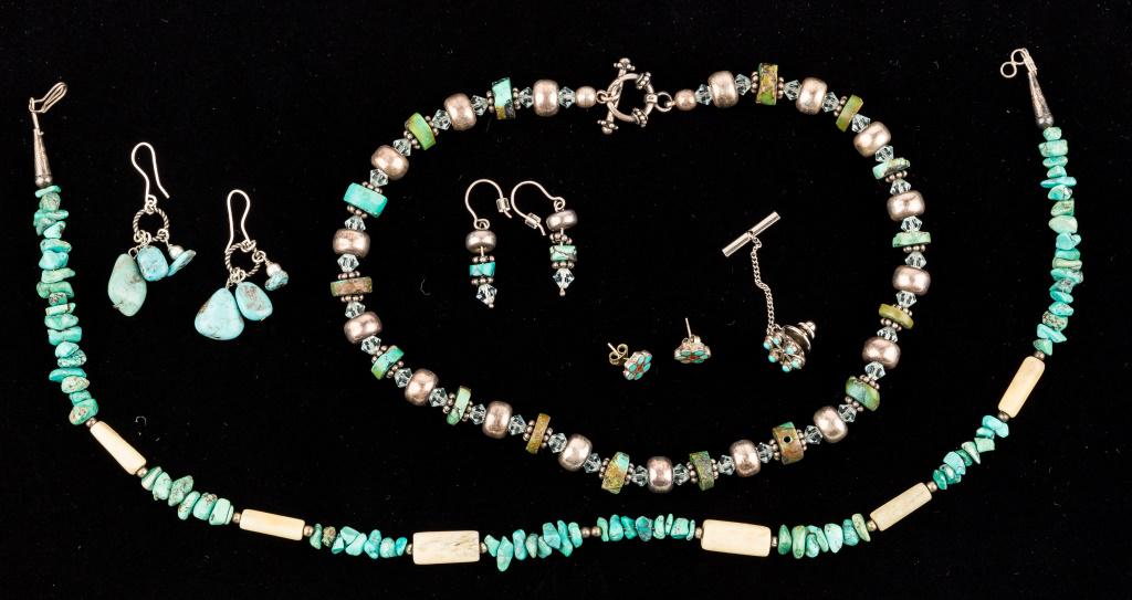 Vintage Sterling Turquoise Jewelry (1 of 4)