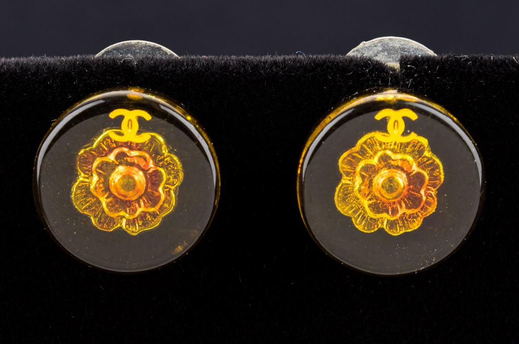 Vintage Chanel Earrings (1 of 4)