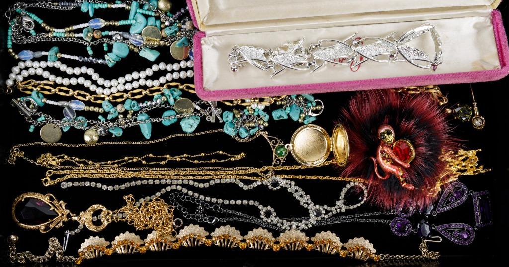 Trifari, Florenza & Other Costume Jewelry (1 of 5)