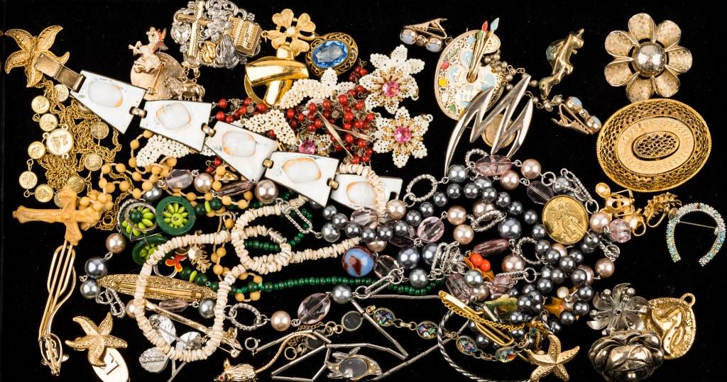 Vintage Estate Jewelry Collection (1 of 8)