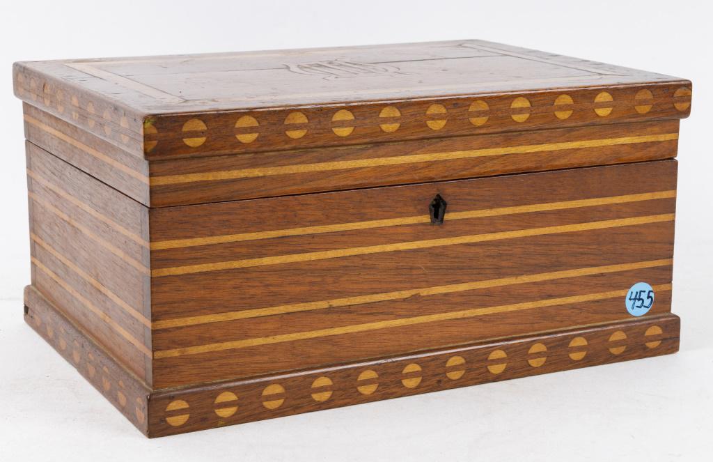 Antique Marquetry Wood Box: Fine dark and light wood Marquetry inlaid wood box with harp and disk design and lift out compartment.