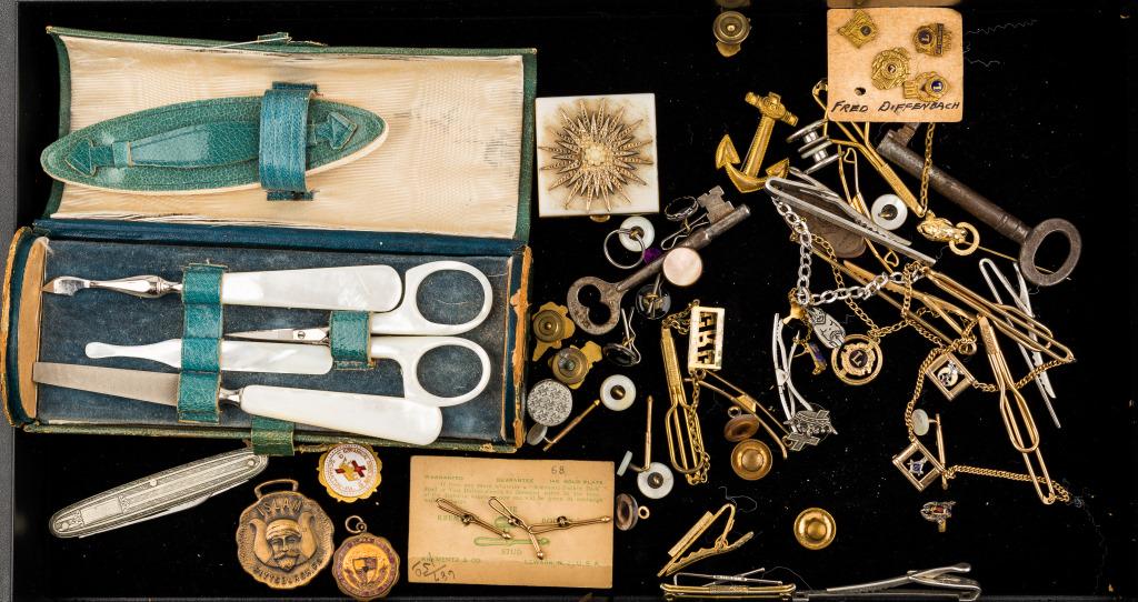 Vintage Eclectic Jewelry (1 of 5)