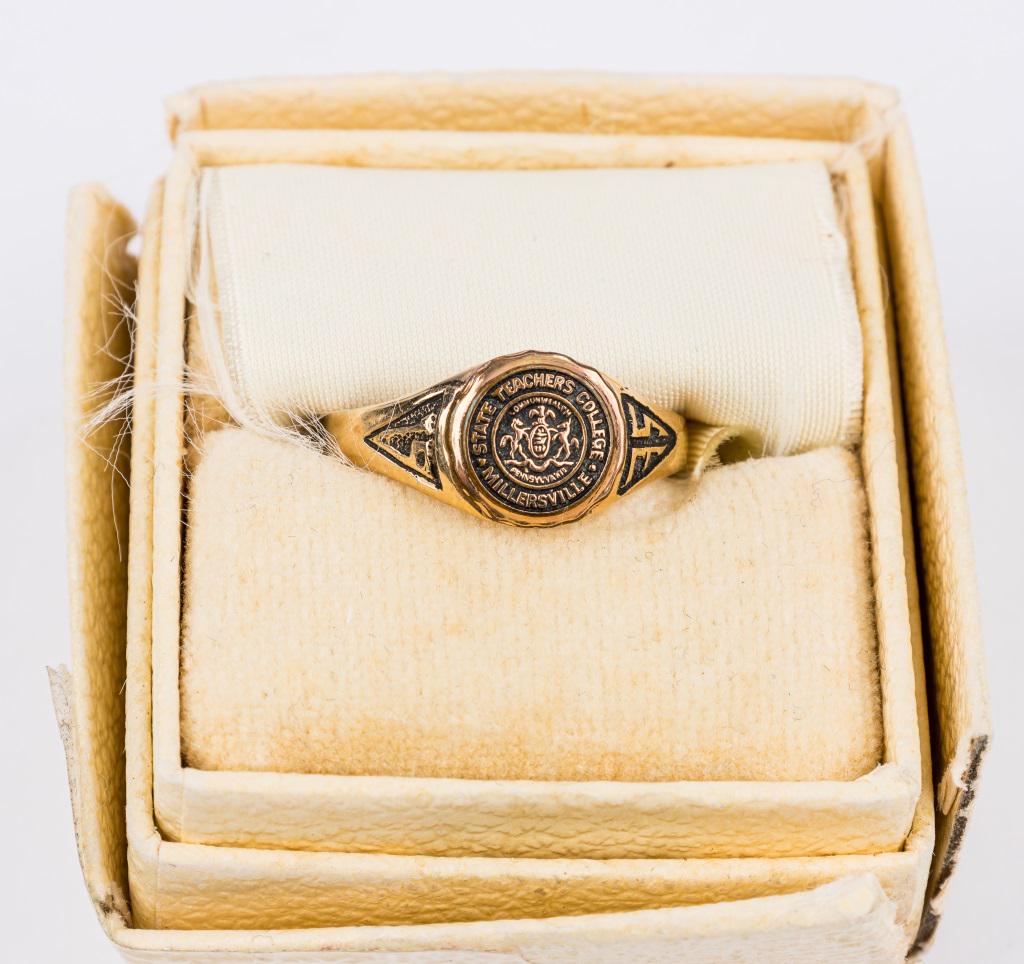 Two 10K Gold Rings (1 of 11)