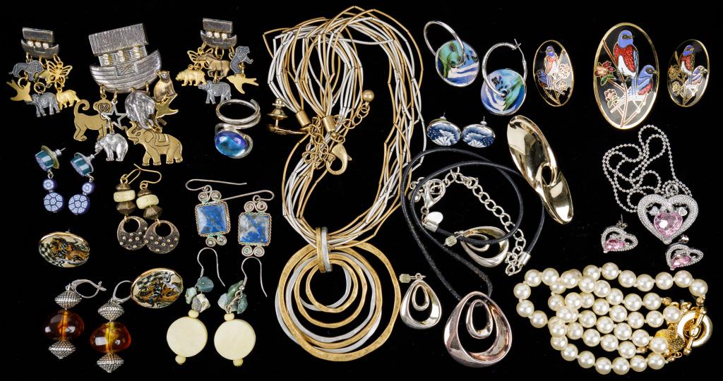 Costume Jewelry (1 of 4)
