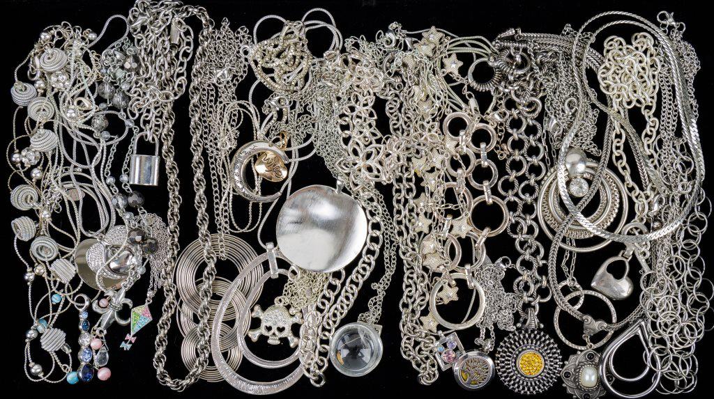 Silver Tone Costume Necklaces (1 of 4)