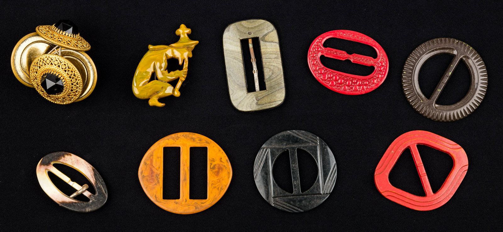 Bakelite Brooch and Vintage Collection (1 of 6)