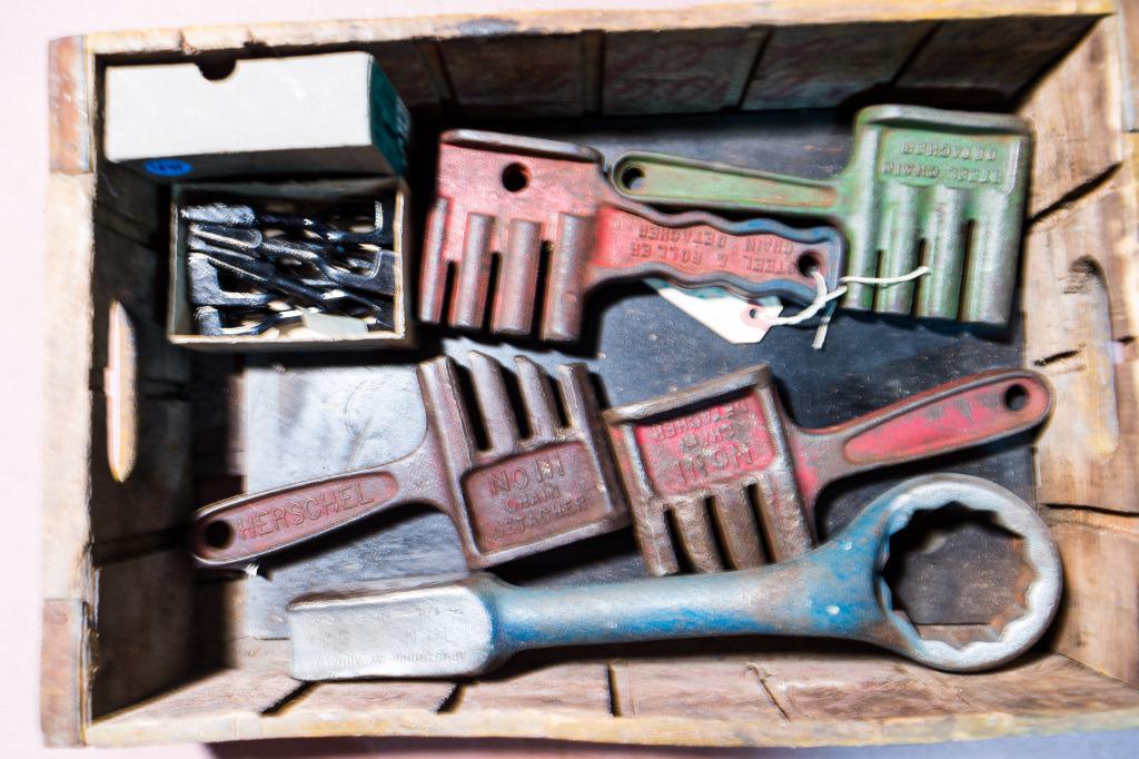 Early 20th C Chain Detachers, Wrench Set: Includes chain detachers by Olson Mfg Co, Herschel No. 111, Unmarked No. 111, and another green unmarked, plus a 14" long Armstrong Armaloy RSN 2 .25" wrench & a socket wrench set of 6 in box by JAP 7