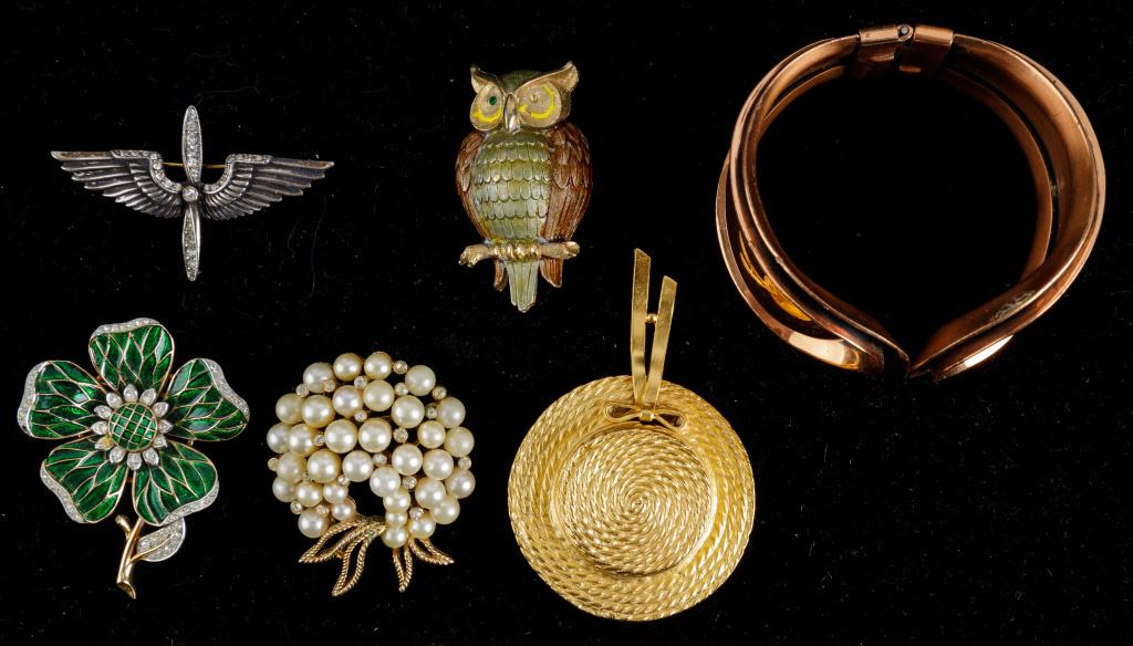 Trifari, Carol Lee and Vintage Jewelry (1 of 3)