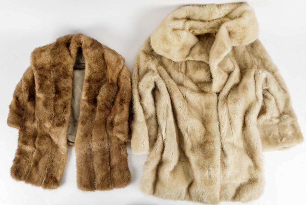 Fur Coat & Fur Shawl (1 of 9)