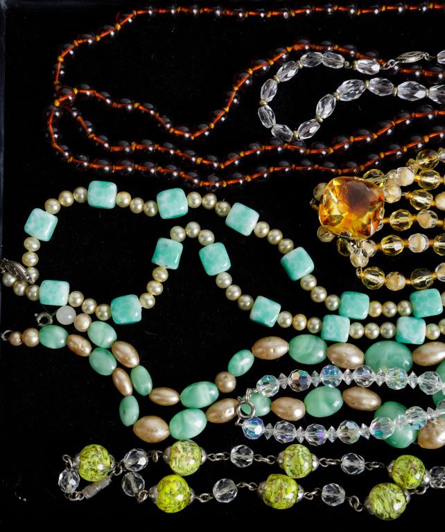 Vintage Necklace Collection (1 of 4)