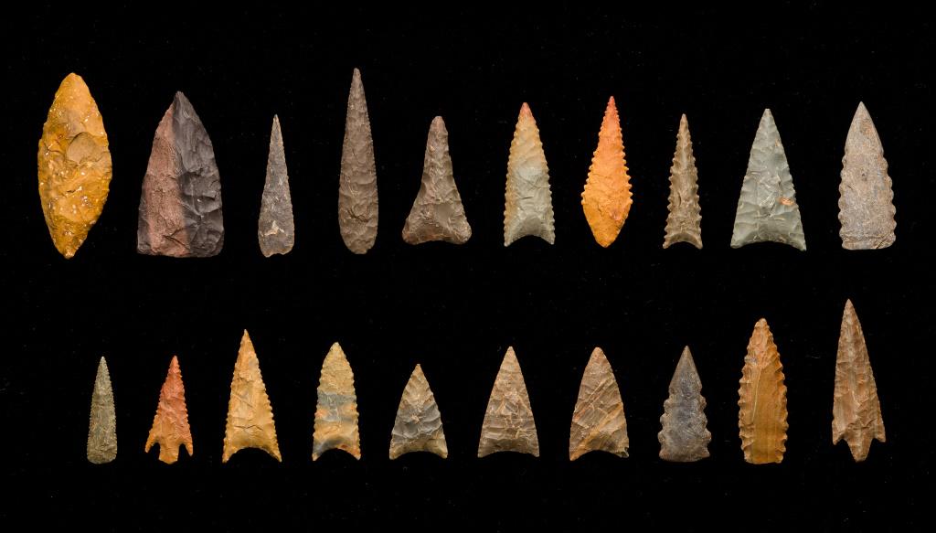 Neolithic Gem Grade Jasper Niger Arrowheads (1 of 11)