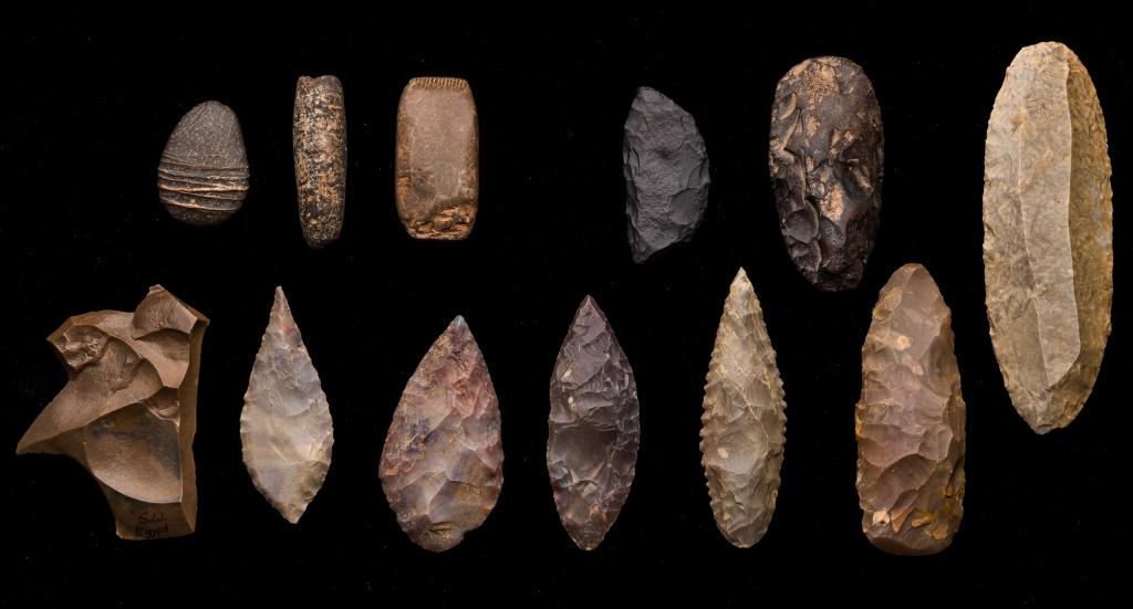 Neolithic Tools, Burin, Blades, Points & Scrapers (1 of 11)