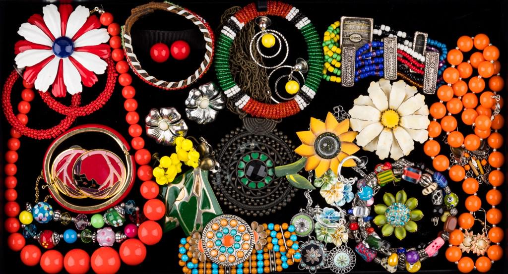 Colorful Vintage and Costume Jewelry (1 of 4)