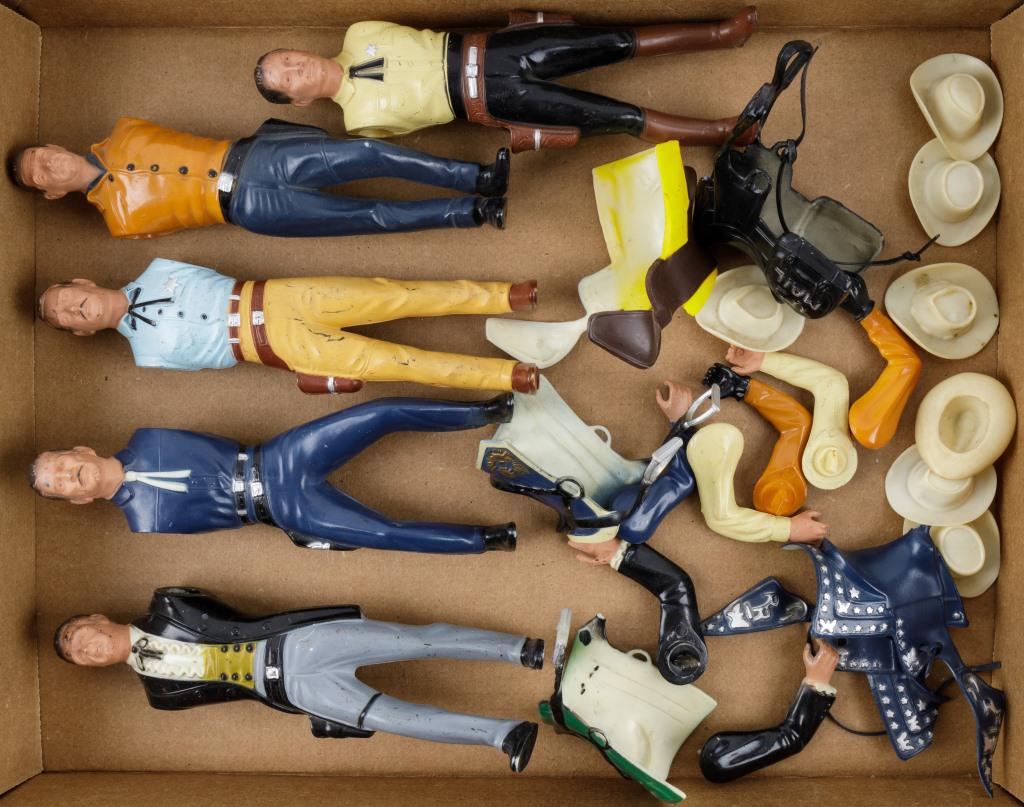 Hartland Partial Figures and Accessories (1 of 3)