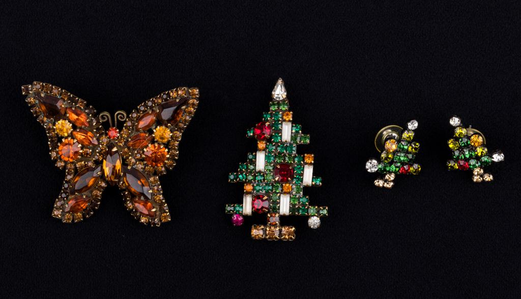 Weiss Vintage Jewelry Collection (1 of 3)