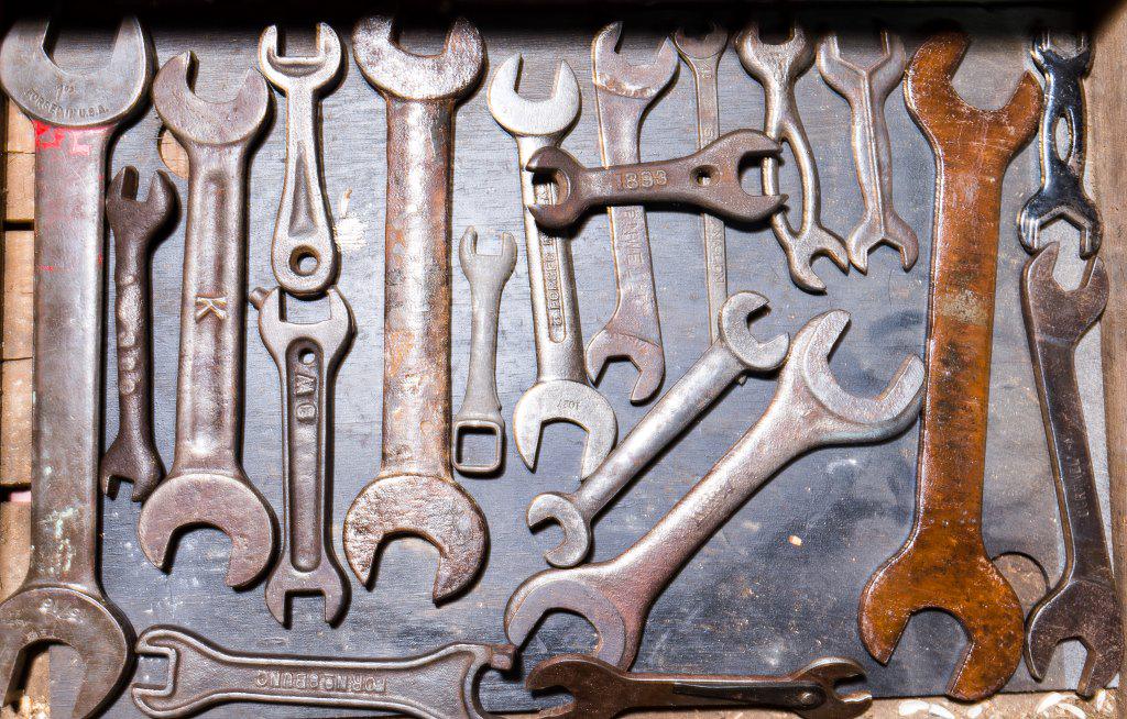 Early 20th C Wrenches (20) (1 of 2)