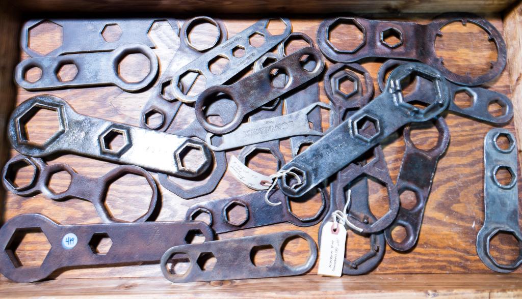 Early 20th C Hub Wrenches (20) (1 of 4)