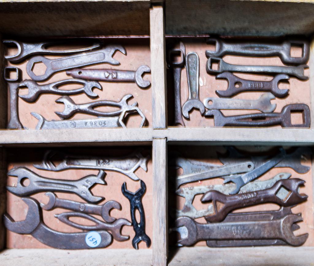 Early 20th C Small Wrenches (31) (1 of 5)