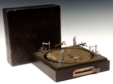 Horse Racing Game: "Jeu De Course" race horse game, M.J.& Co. French made, lidded game box, working order