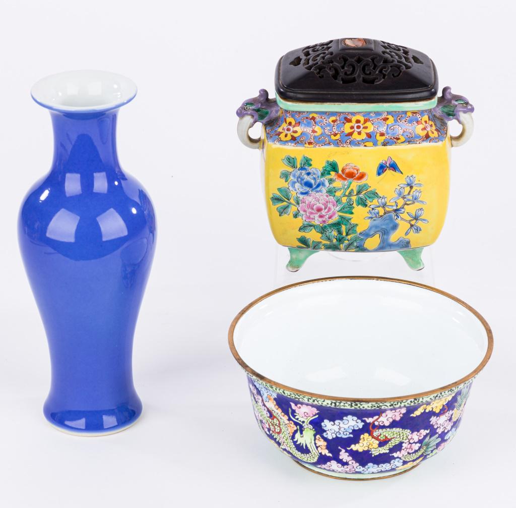 Antique Chinese Bowls, Vase & Incense Burner (1 of 19)