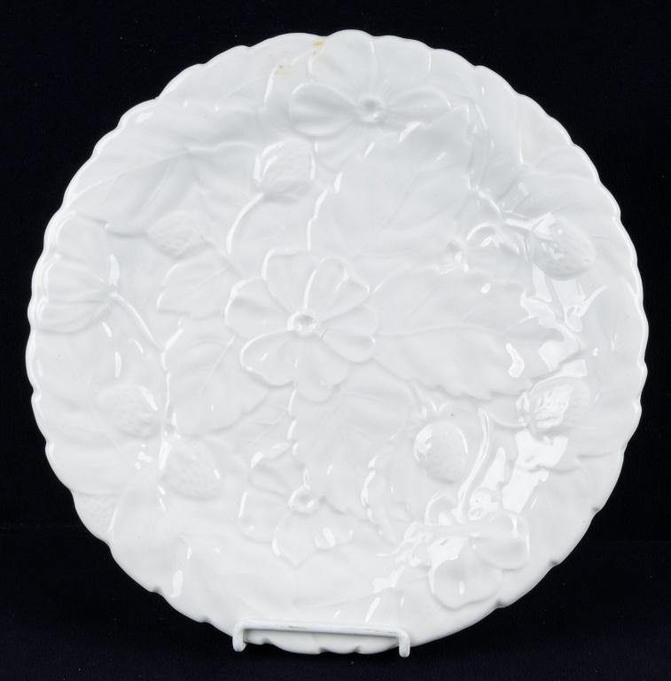 Portieux Vallerysthal France White Majolica: Set of 12 P-V France dinner plates style 17951 white embossed with strawberries and flowers 8 5/8"W in vinyl storage case.