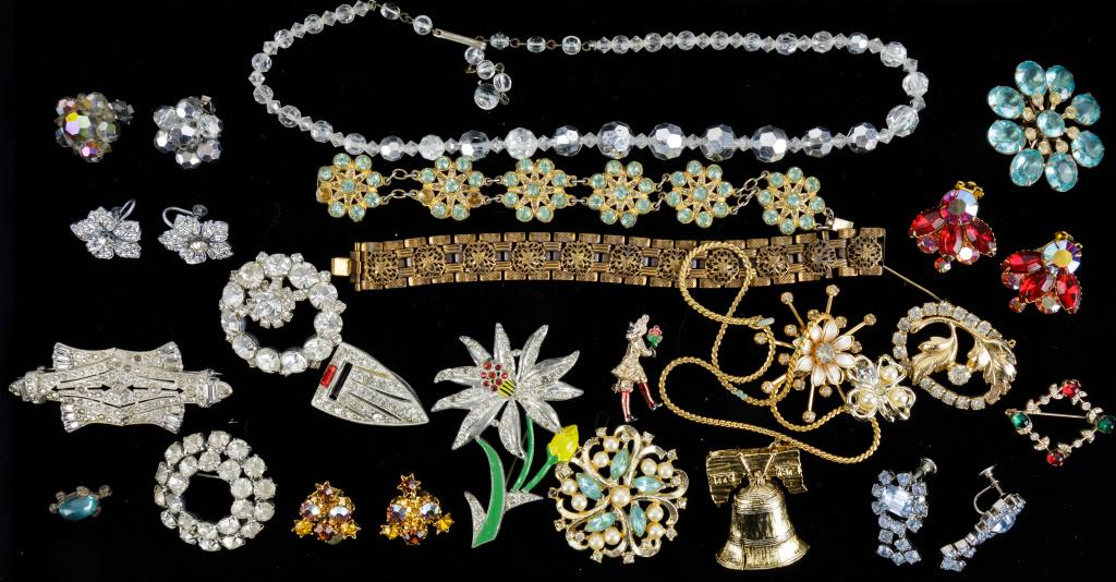 Weiss and Vintage Jewelry Collection: 19 pieces including Weiss rhinestone circle brooch, Beal Jewels red clip earrings, large pot metal enamel floral brooch, turtle Jelly Belly style pin, earrings, bracelets, and more.