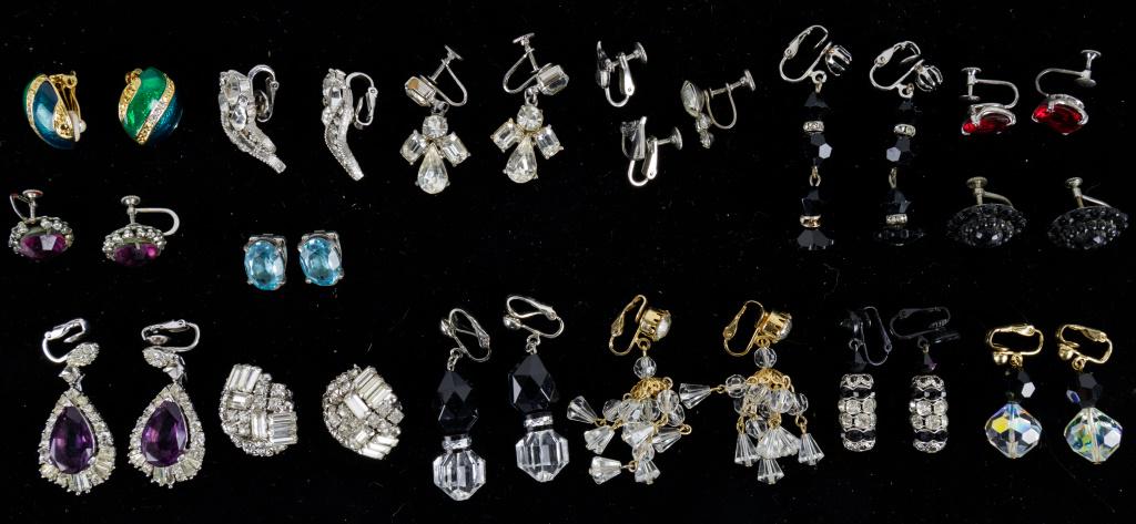 Boucher, Trifari, and Estate Jewelry Collection (1 of 4)