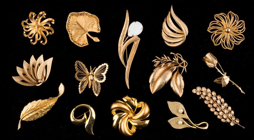 Vintage Brooch Collection (1 of 3)