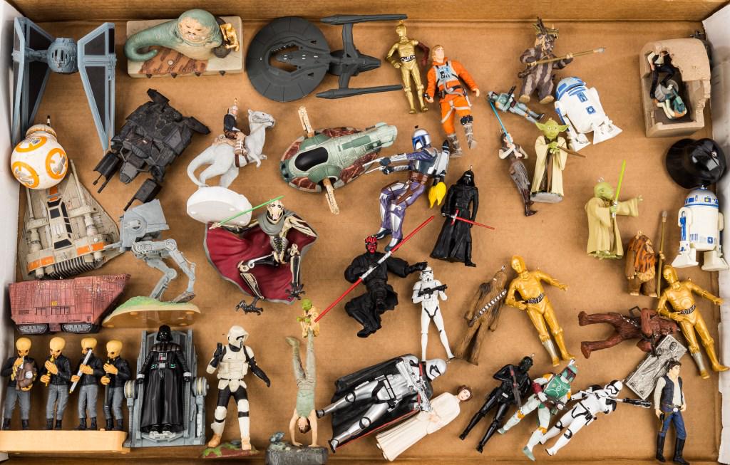 Star Wars Christmas Ornaments Plus Star Trek (1 of 5)