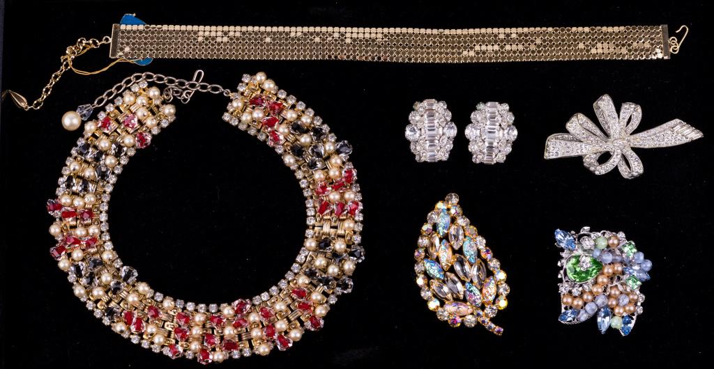 Vintage Designer Jewelry Lot (1 of 7)