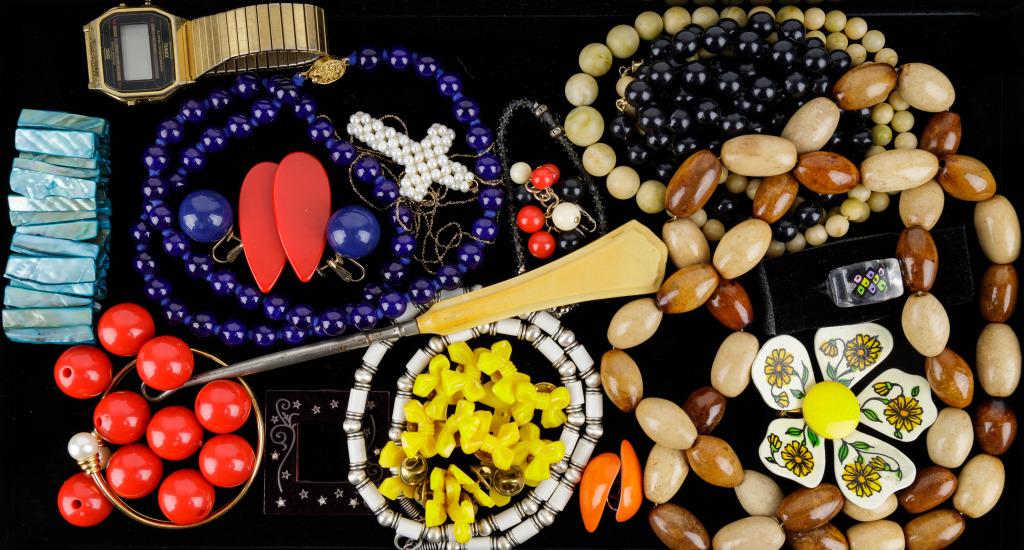 Vintage MCM Jewelry: Lot includes a pearl / freshwater pearl necklace with 14K gold clasp on gold filled chain (approx 28" L chain). Vintage MCM modern jewelry including beaded necklaces, earrings, brooches, pins, beads a