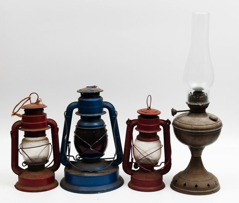 Lighting: Three railroad lanterns, one Dietz with red globe and an oil lamp