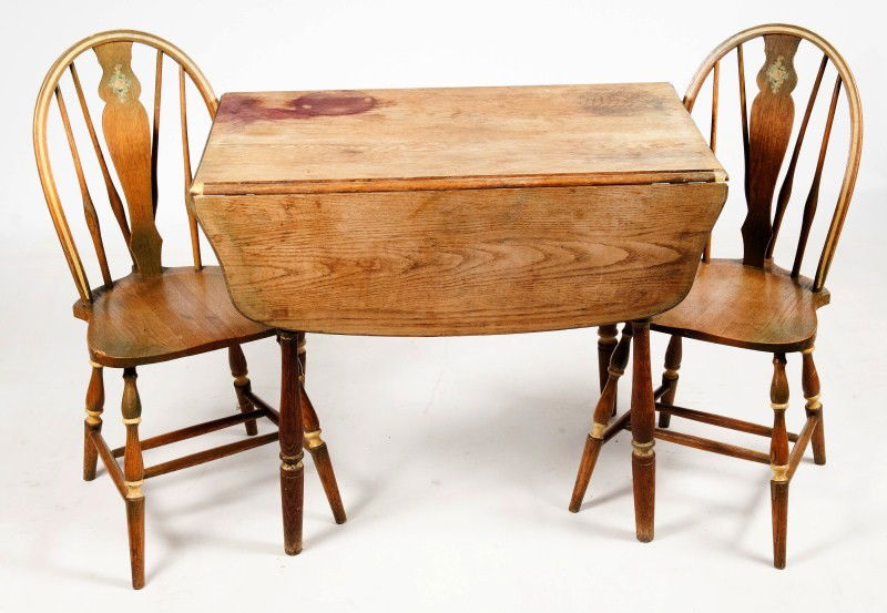 Country Kitchen Table and Chairs: Country kitchen table and two chairs, 30"h x 36"w x 23"d