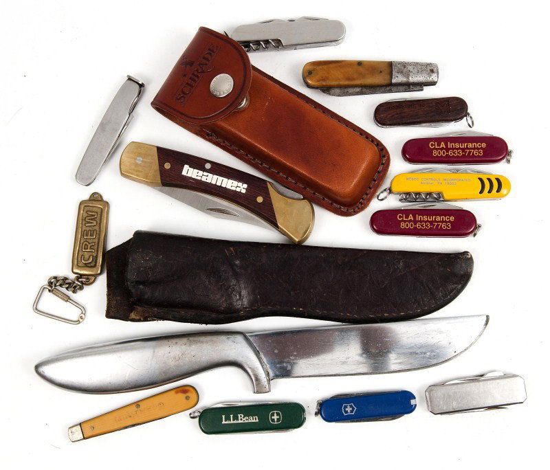 Knives: Grouping of thirteen knives, one is Gerber