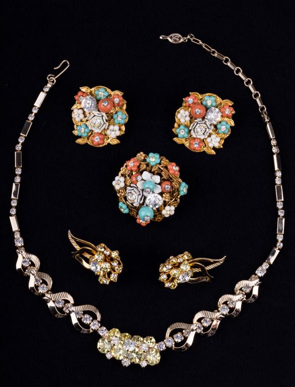 Vintage Costume Jewelry Sets Mar 17, 2023 Keystone Auction LLC in PA
