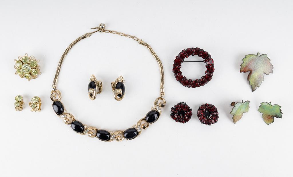 Crown Trifari A. Philippe & Warner Jewelry Sets: Vintage Crown Trifari Alfred Philippe and Warner sets (deep red burgundy brooch and earrings). Crown Trifari set with gold tone black stone necklace (approx 15" L) and clip earrings (all pieces marked