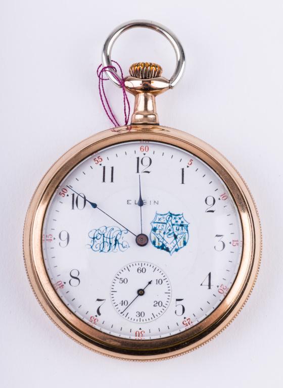 Vintage Masonic Elgin Pocket Watch: Masonic Elgin pocket watch with 17 jewels movement number #16188488 and Philadelphia Watch Case Co, 20K GF, 20 years, case number 9421384 measuring approx 2" dia, currently running. It has a Masonic s