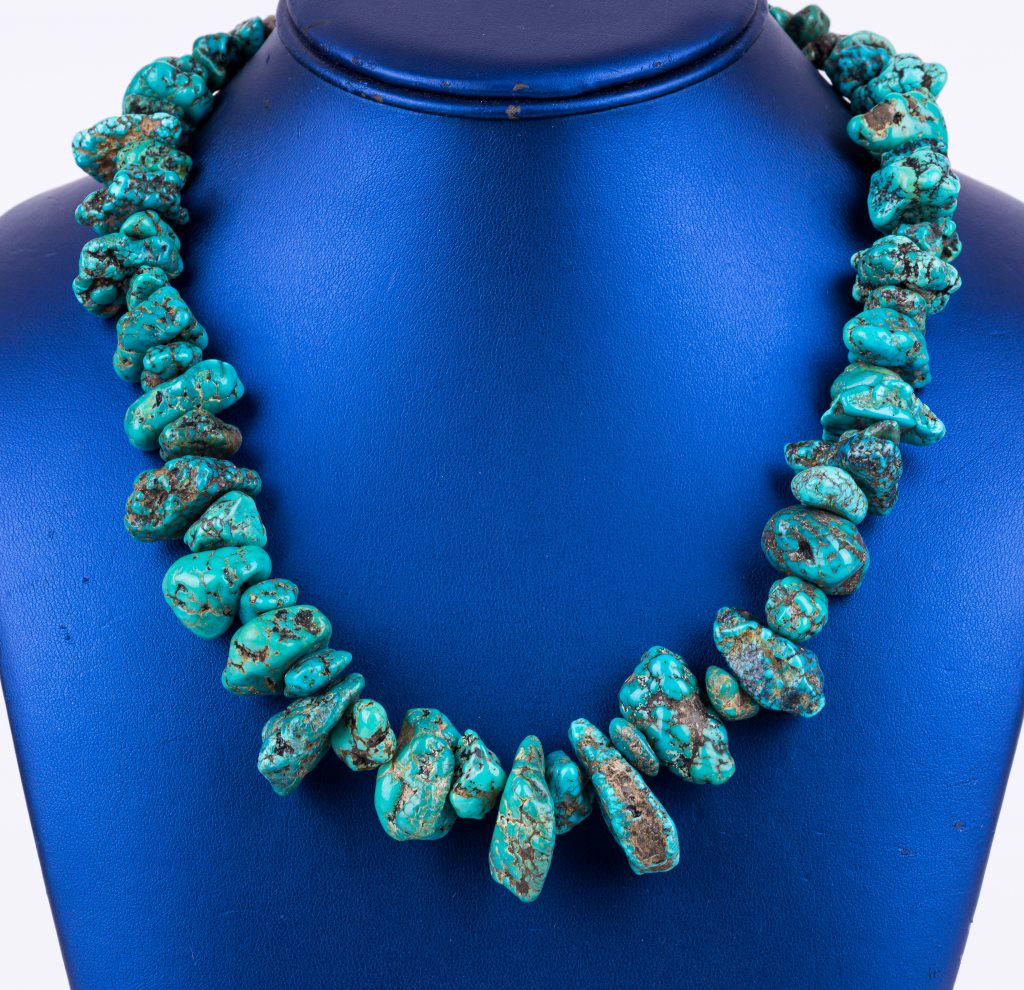 Early Native Am. Turquoise Nugget Necklace (1 of 4)