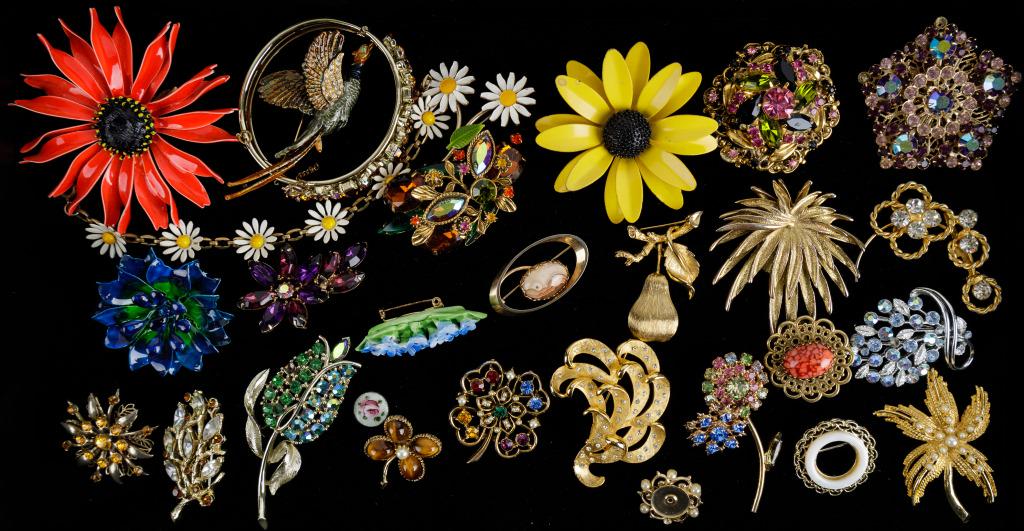 Lisner & Estate Vintage Brooch Collection (1 of 4)