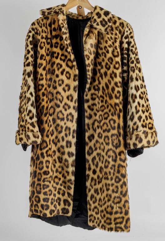 Early Original Rare Fur Coat (1 of 3)