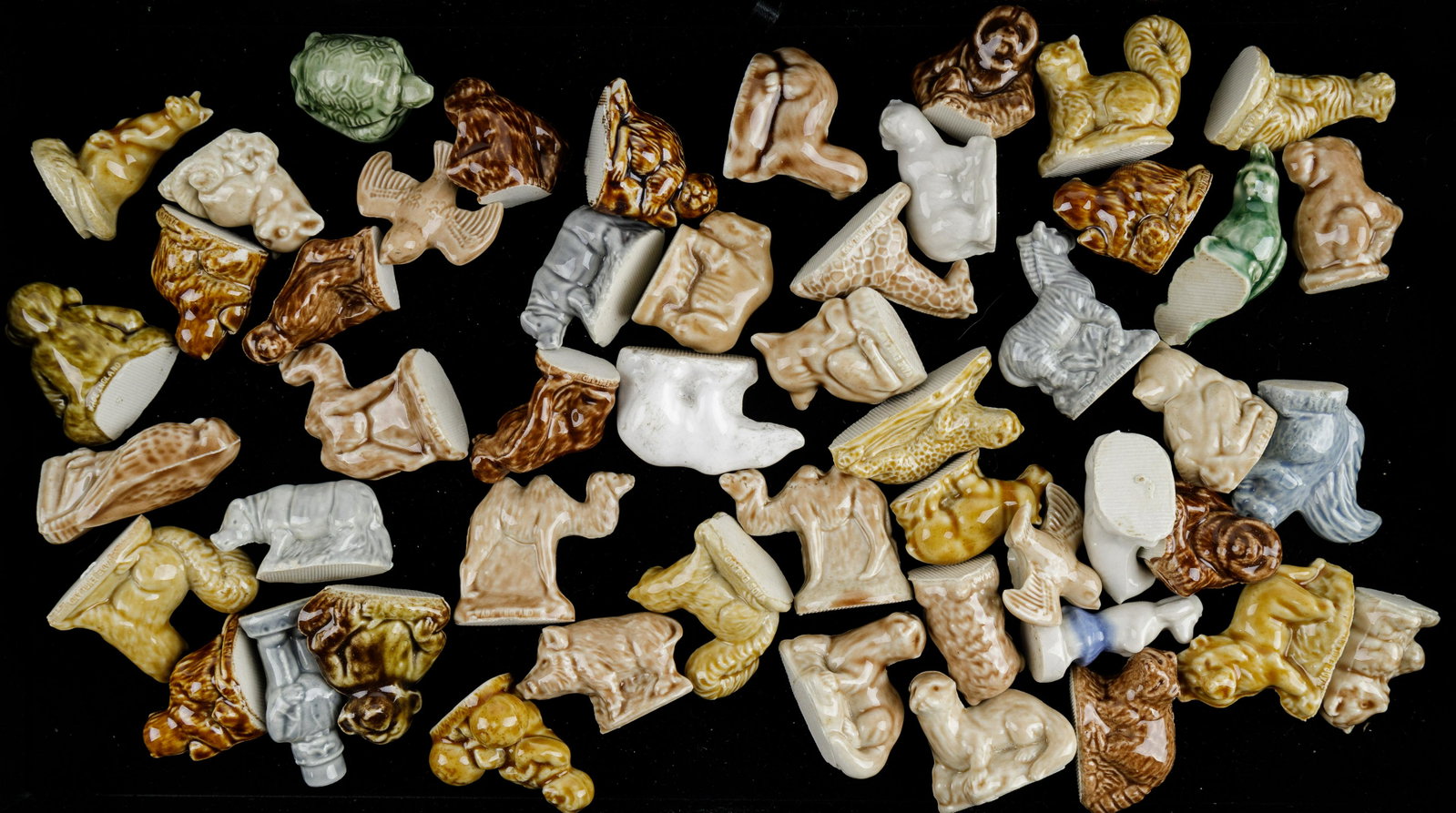 Wade Figurines: Lot of approx 50 Wade animal figurines. See photos.