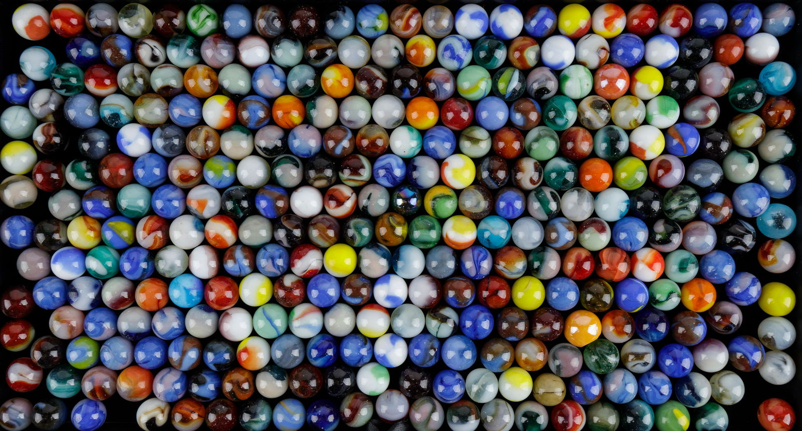 Marble Collection: Lot of approx 200+ marbles. See photos.