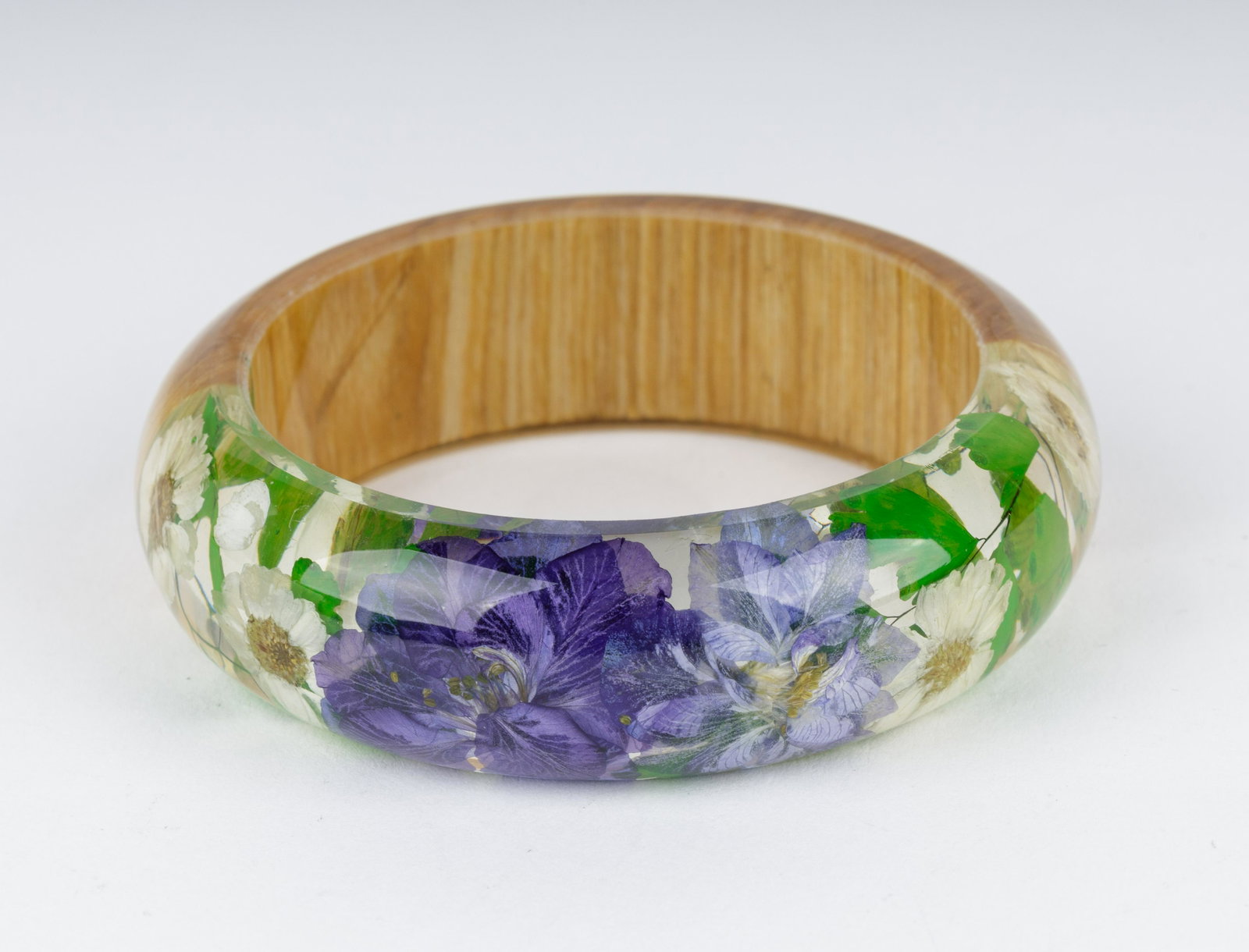 Hespera French Style Cuff Bangle: Rare Hespera French style lucite cuff bangle with real flowers and fern. Approx 2.5 inner dia.