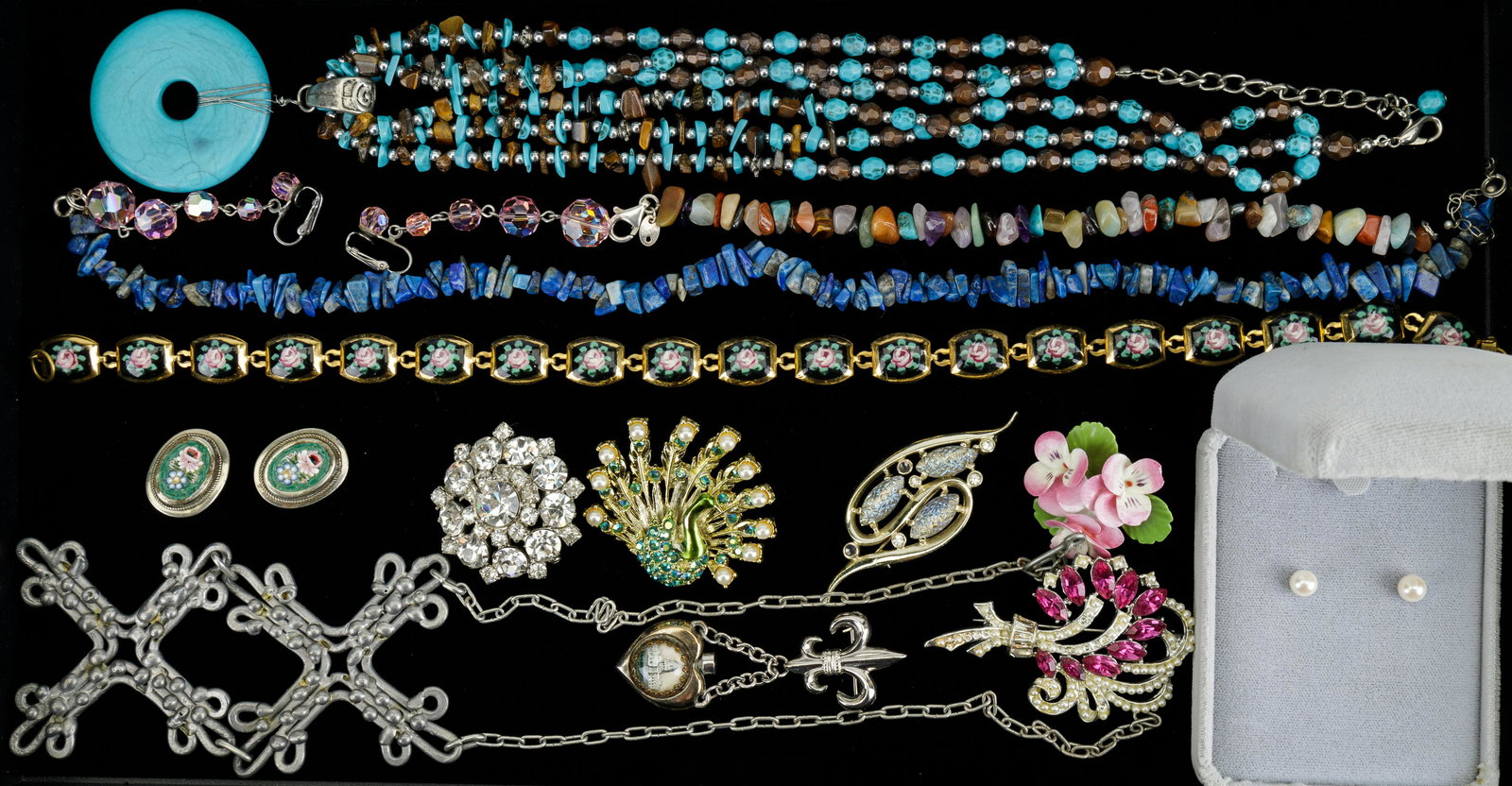 Vintage & Costume Jewelry (1 of 4)